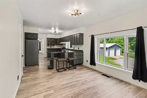 15068 Millard, Three Rivers, MI 49093 photo 11
