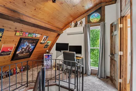 Entry Way - 55942 Day, Marcellus, MI 49067 photo 4 of 5