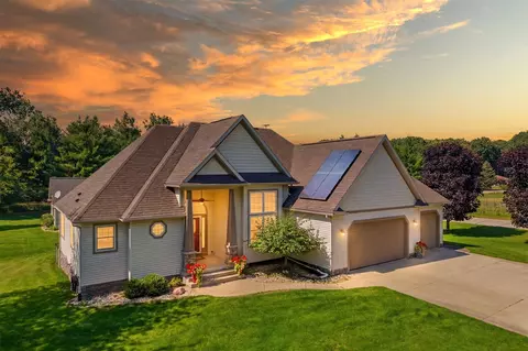 7737 Carriage, Stanwood, MI 49346