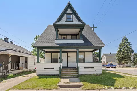 930 1st, Grand Rapids, MI 49504