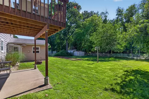 Exterior - 2130 Creglow, Jackson, MI 49203 photo 10 of 15