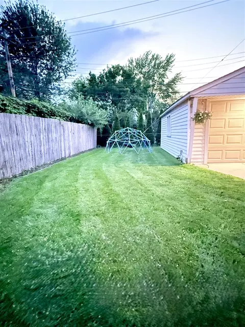 Exterior - 1936 Walnut, Dearborn, MI 48124 photo 3 of 5