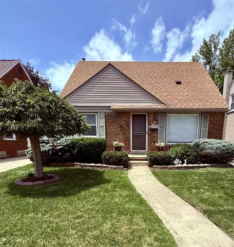 1936 Walnut, Dearborn, MI 48124 photo 1