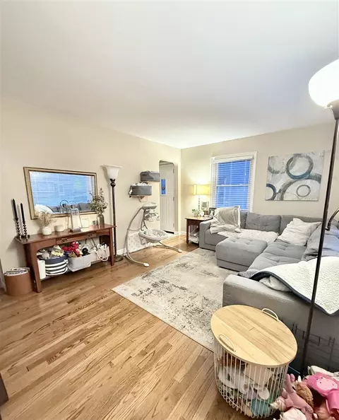 Living - 1936 Walnut, Dearborn, MI 48124 photo 2 of 2