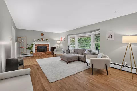 Living - 2000 Cascade, Jackson, MI 49203 photo 1 of 3