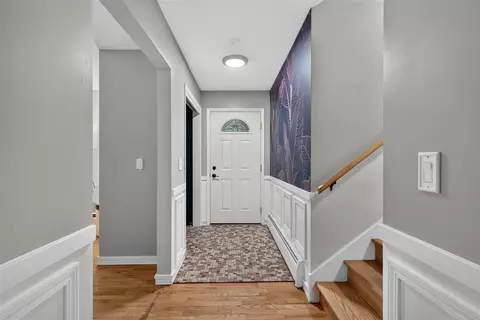 Entry Way - 2000 Cascade, Jackson, MI 49203 photo 1 of 1
