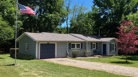 69179 Section, Edwardsburg, MI 49112