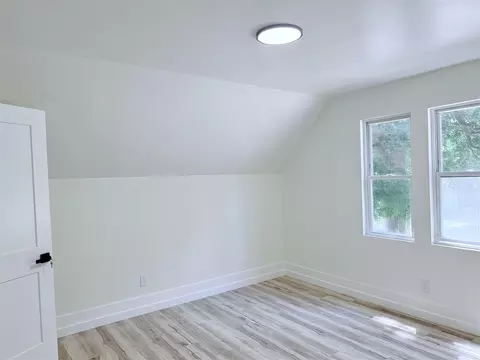 Bedroom - 1500 Deyo, Jackson, MI 49203 photo 8 of 10