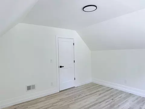 Bedroom - 1500 Deyo, Jackson, MI 49203 photo 3 of 10