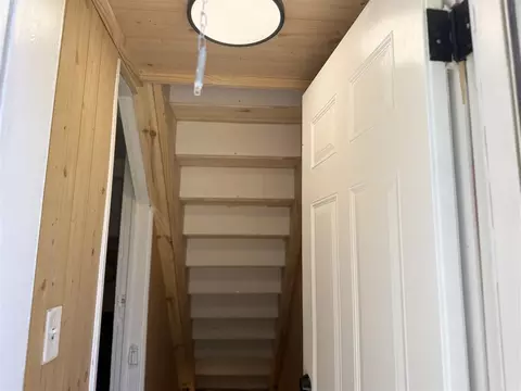 Entry Way - 1500 Deyo, Jackson, MI 49203 photo 18 of 18