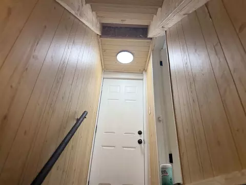 Entry Way - 1500 Deyo, Jackson, MI 49203 photo 6 of 18