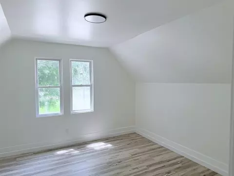 Bedroom - 1500 Deyo, Jackson, MI 49203 photo 6 of 10