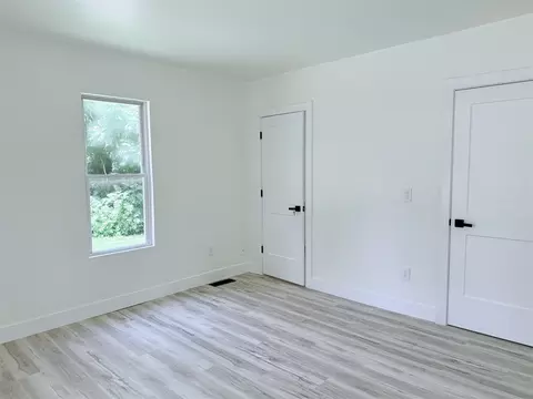 Bedroom - 1500 Deyo, Jackson, MI 49203 photo 1 of 10