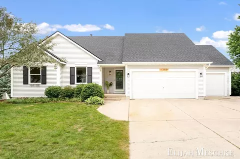 1385 Shaw, Rockford, MI 49341
