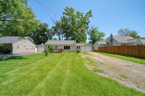 315 Kenneth, Jackson, MI 49203 photo 3
