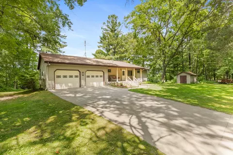 Exterior - 730 W Evergreen, Sidney, MI 48885 photo 4 of 15