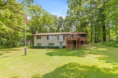 Exterior - 730 W Evergreen, Sidney, MI 48885 photo 11 of 15