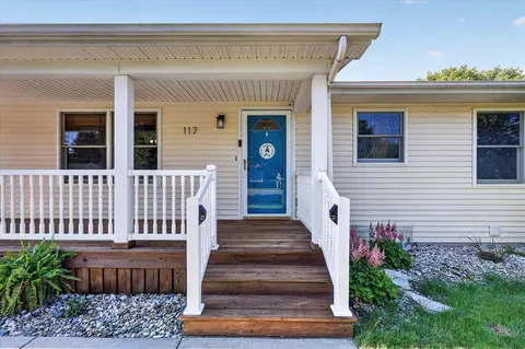 Exterior - 117 Charlotte, Edmore, MI 48829 photo 2 of 8