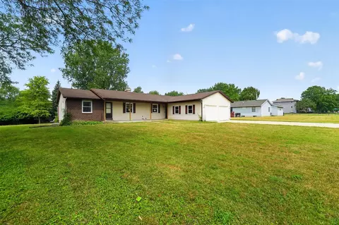 2665 Ridgecroft, Grand Rapids, MI 49546
