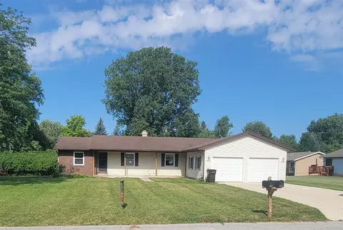 2665 Ridgecroft, Grand Rapids, MI 49546