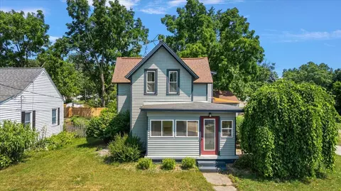 903 Cogswell, Grand Rapids, MI 49544