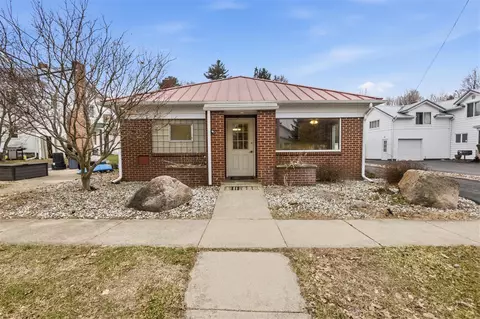 214 South, Jonesville, MI 49250