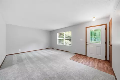 Living - 9130 Gordon, Parma, MI 49269 photo 2 of 3