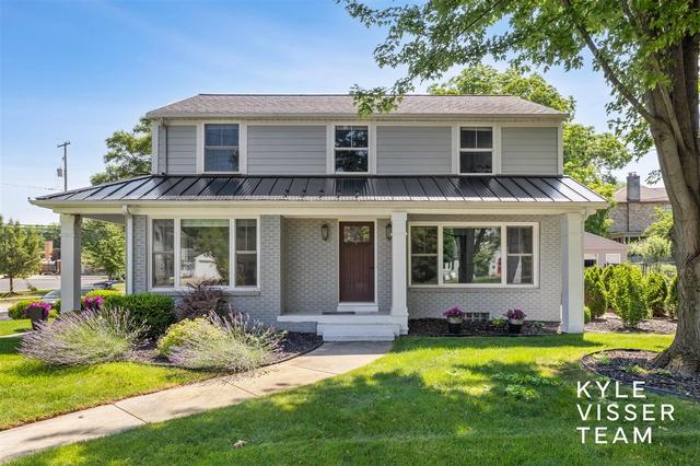 2412 Lake, East Grand Rapids, MI 49506