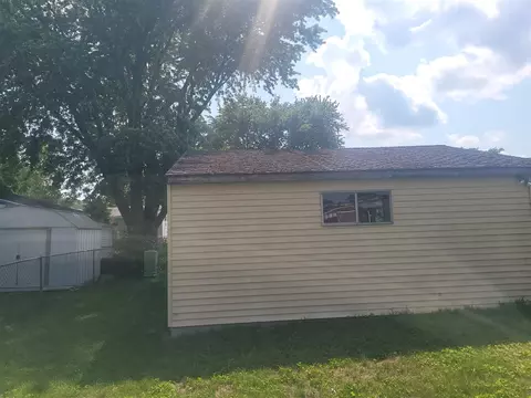 30106 Jamestown, Romulus, MI 48174 photo 8