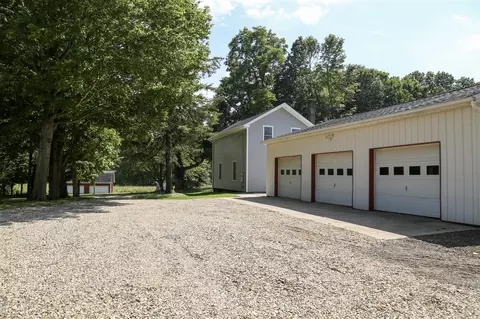 Exterior - 10797 E T, Scotts, MI 49088 photo 6 of 14