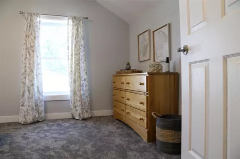 Bedroom - 10797 E T, Scotts, MI 49088 photo 2 of 4