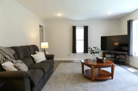 Living - 10797 E T, Scotts, MI 49088 photo 1 of 2