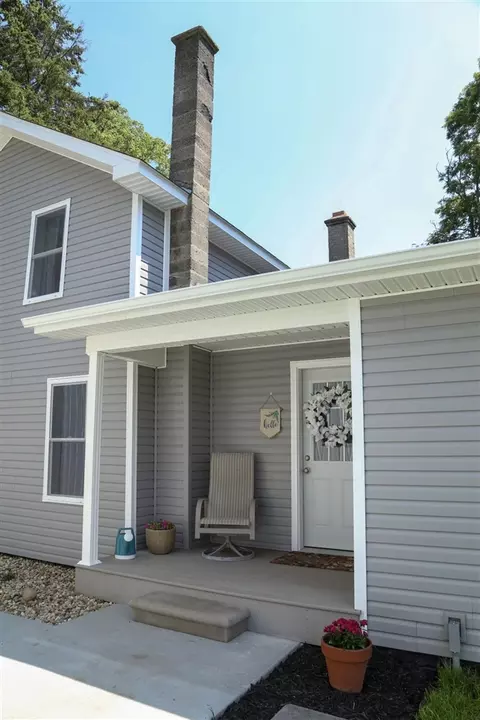 Exterior - 10797 E T, Scotts, MI 49088 photo 3 of 14