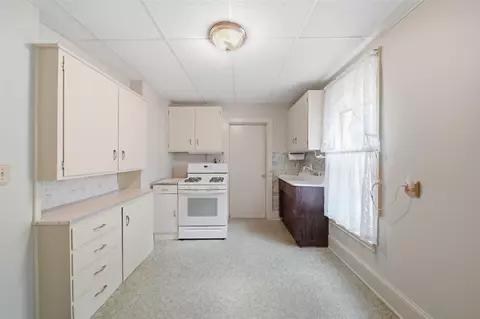 Kitchen - 615 2nd, Jackson, MI 49203 photo 1 of 1