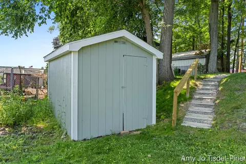 Exterior - 1760 S Colonel Pt, Crystal, MI 48818 photo 5 of 8