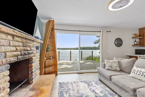 Living - 1760 S Colonel Pt, Crystal, MI 48818 photo 3 of 3