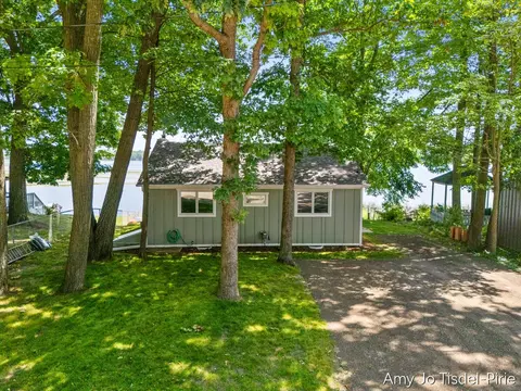 Exterior - 1760 S Colonel Pt, Crystal, MI 48818 photo 7 of 8