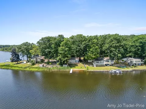 View/Area - 1760 S Colonel Pt, Crystal, MI 48818 photo 2 of 3