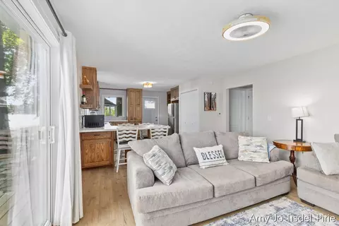 Living - 1760 S Colonel Pt, Crystal, MI 48818 photo 1 of 3