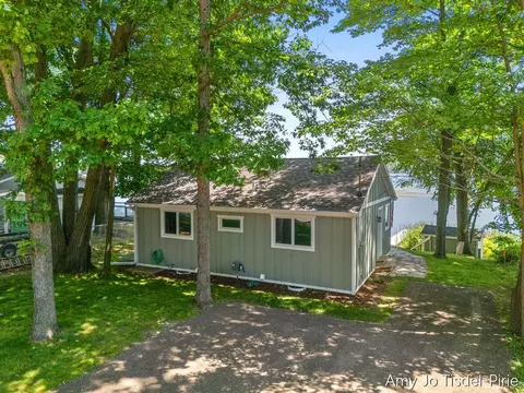 Exterior - 1760 S Colonel Pt, Crystal, MI 48818 photo 8 of 8