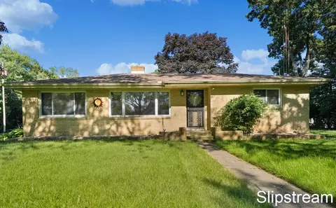 168 E Delaware, Benton Harbor, MI 49022