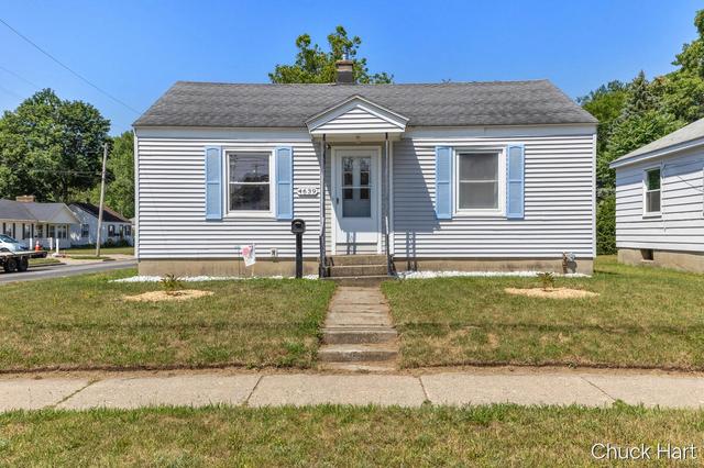 4639 Walton, Grand Rapids, MI 49548