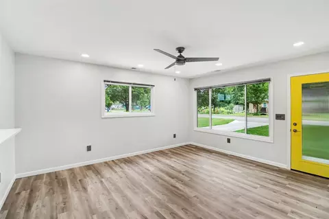 709 11th, Three Rivers, MI 49093 photo 6