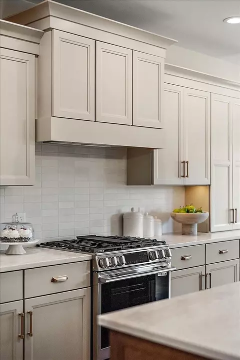 Kitchen - 3409 Broadleaf, Jenison, MI 49428 photo 5 of 9