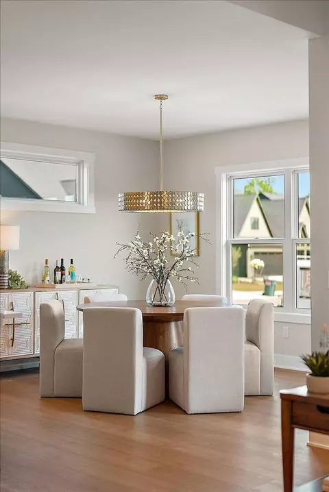 Dining - 3409 Broadleaf, Jenison, MI 49428 photo 1 of 3