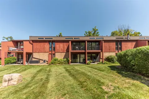 2405 Packard #39D, Ann Arbor, MI 48104