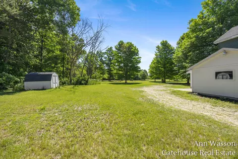 Exterior - 2737 Dane, Gowen, MI 49326 photo 4 of 5