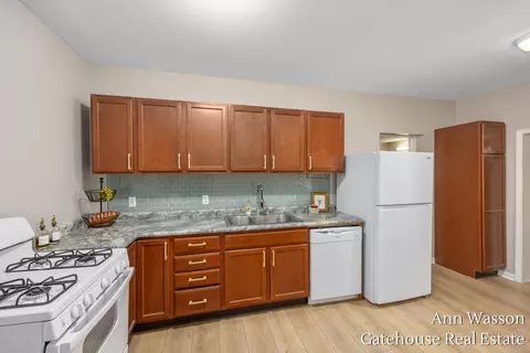 Kitchen - 2737 Dane, Gowen, MI 49326 photo 2 of 3