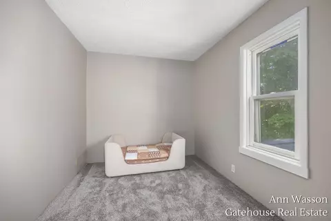 Bedroom - 2737 Dane, Gowen, MI 49326 photo 3 of 3