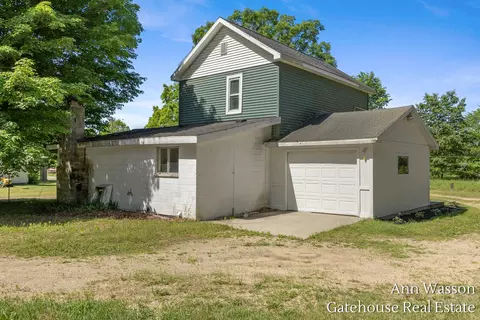 Exterior - 2737 Dane, Gowen, MI 49326 photo 3 of 5
